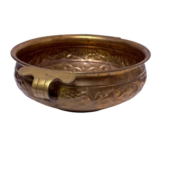 Hammered Metal Bowl with handles 8.75" Round Boho Rustic Decor Brass Tone - Picture 4 of 15